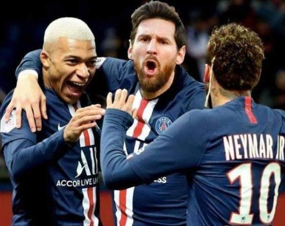  巴黎圣日耳曼豪取五连胜，强势登顶法甲  