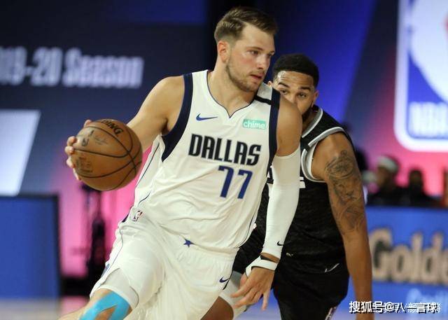  东契奇超神发挥独行侠轻取开拓者